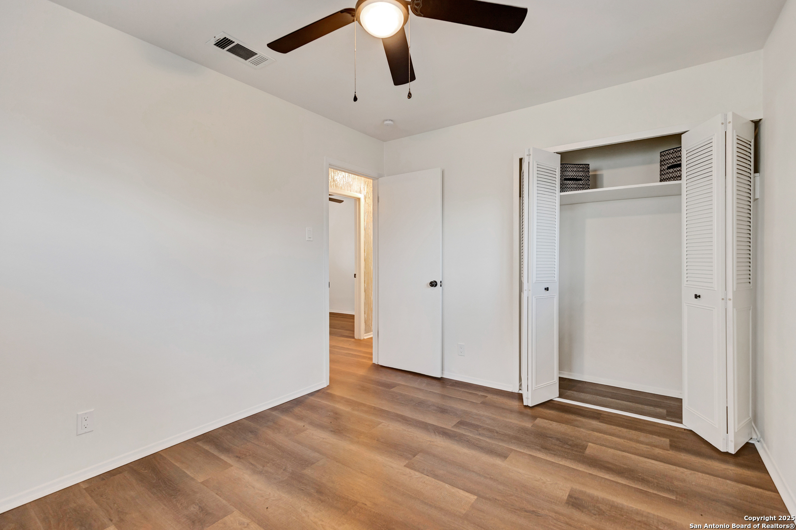 4303 Sunshadow San Antonio TX 78217