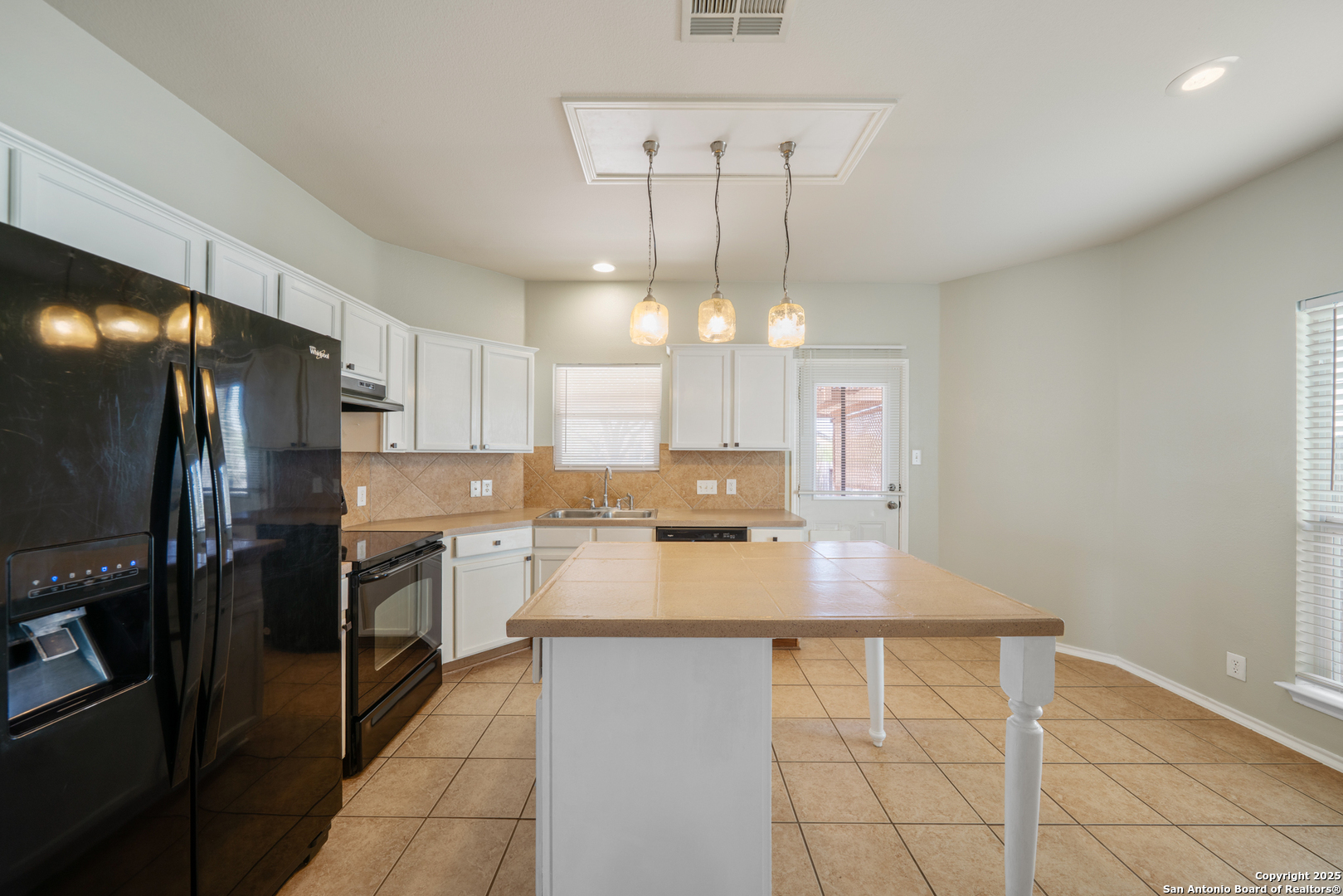 124 Rustic Trail Cibolo TX 78108