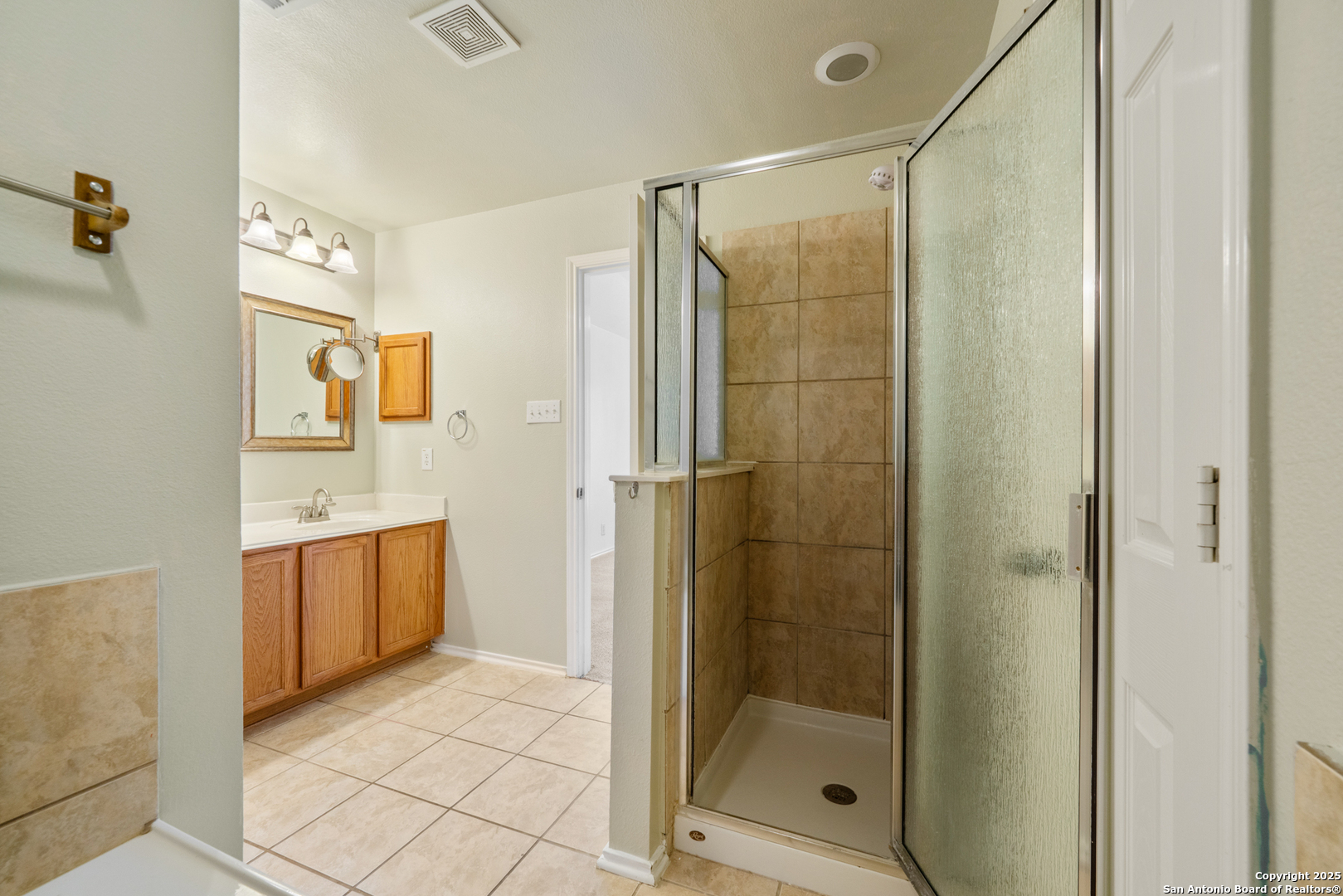 124 Rustic Trail Cibolo TX 78108