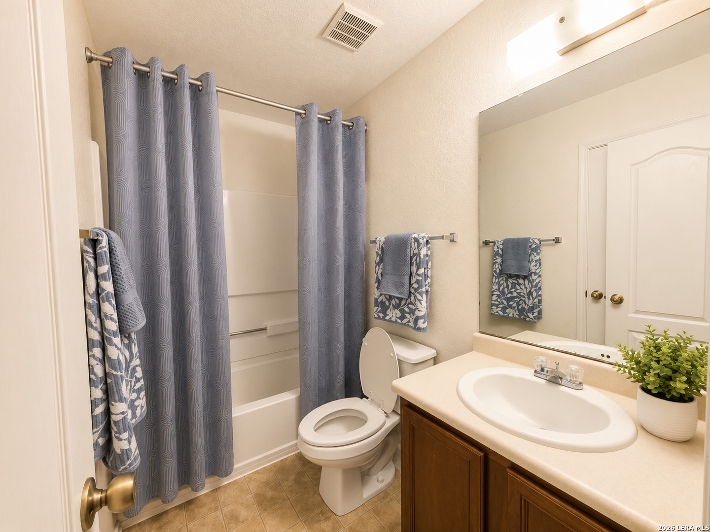326 Tres Caminos San Antonio TX 78245