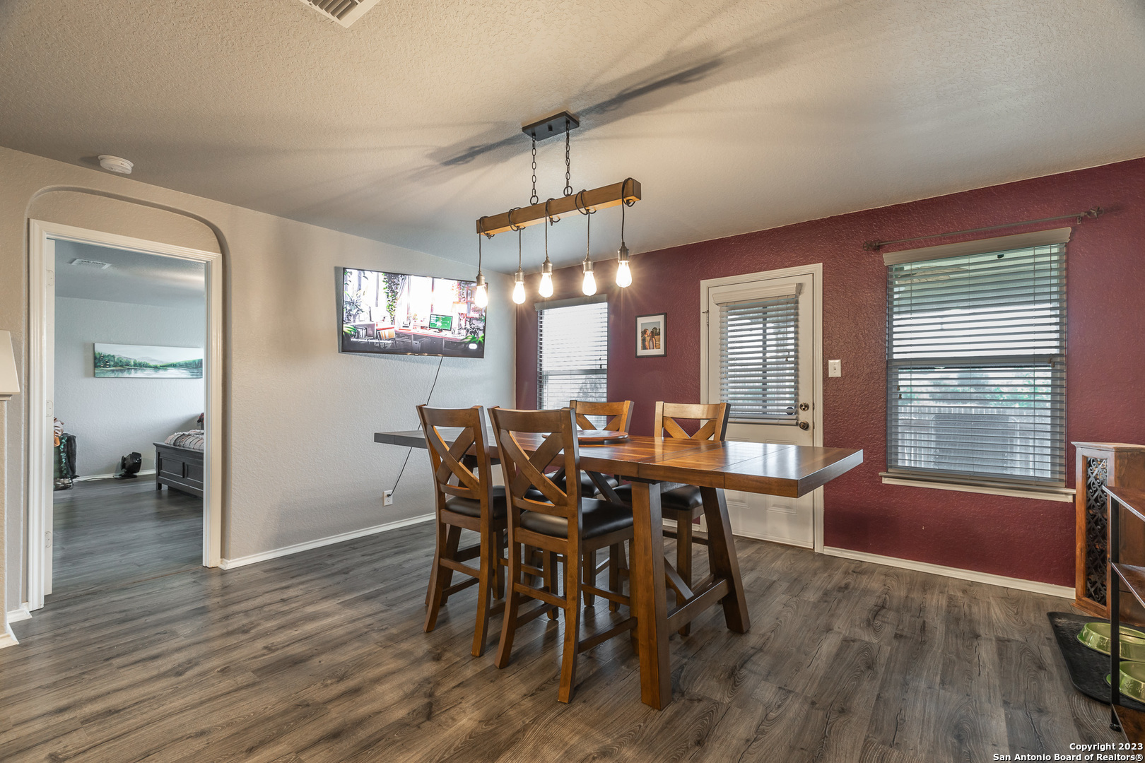 2714 Lake Horizon San Antonio TX 78244