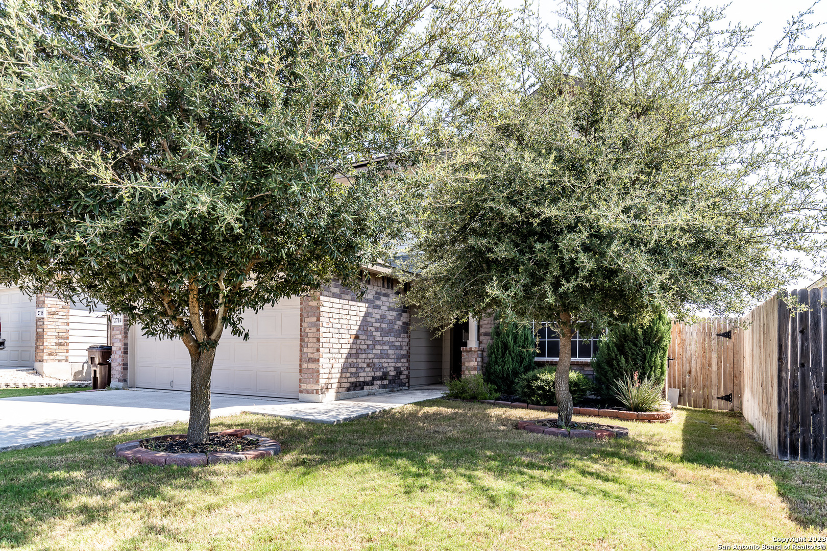 2714 Lake Horizon San Antonio TX 78244