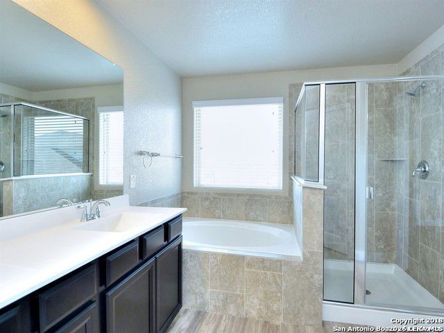 6814 Black Diamond San Antonio TX 78249