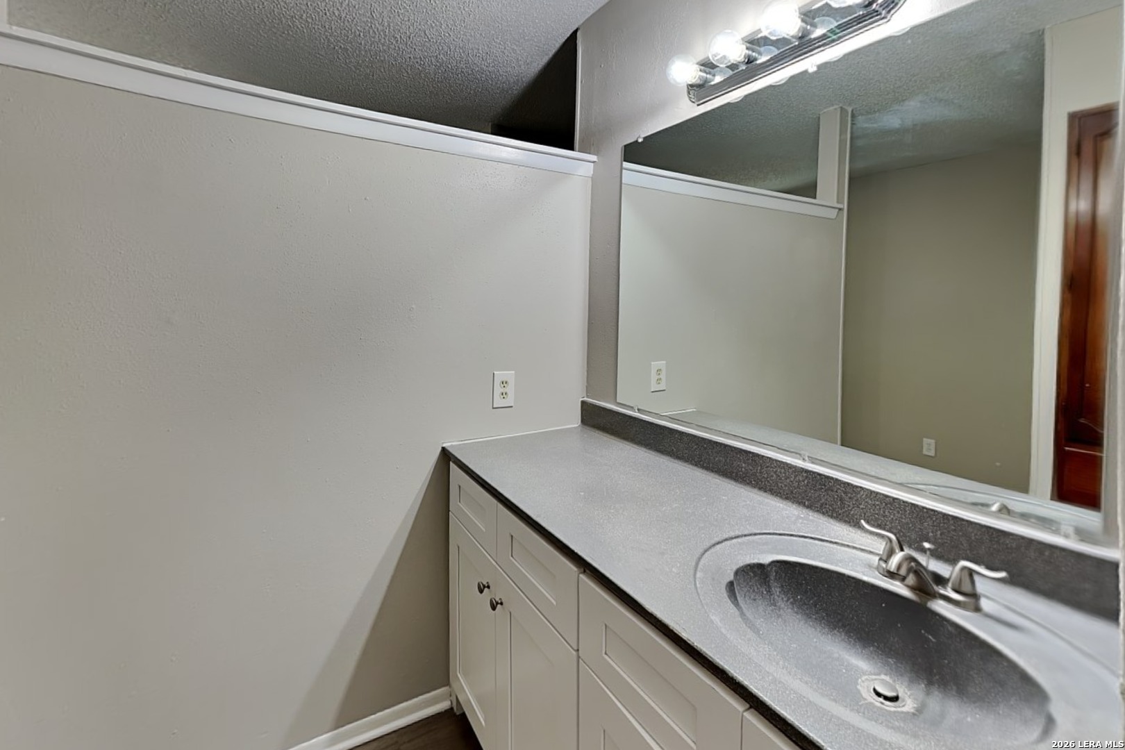 7527 Ledgebrook Drive San Antonio TX 78244
