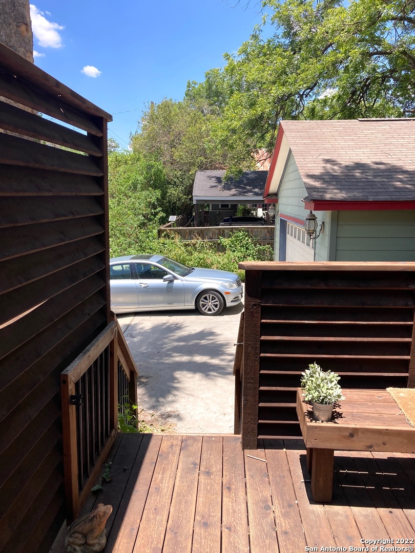 639 W Woodlawn Avenue San Antonio TX 78212