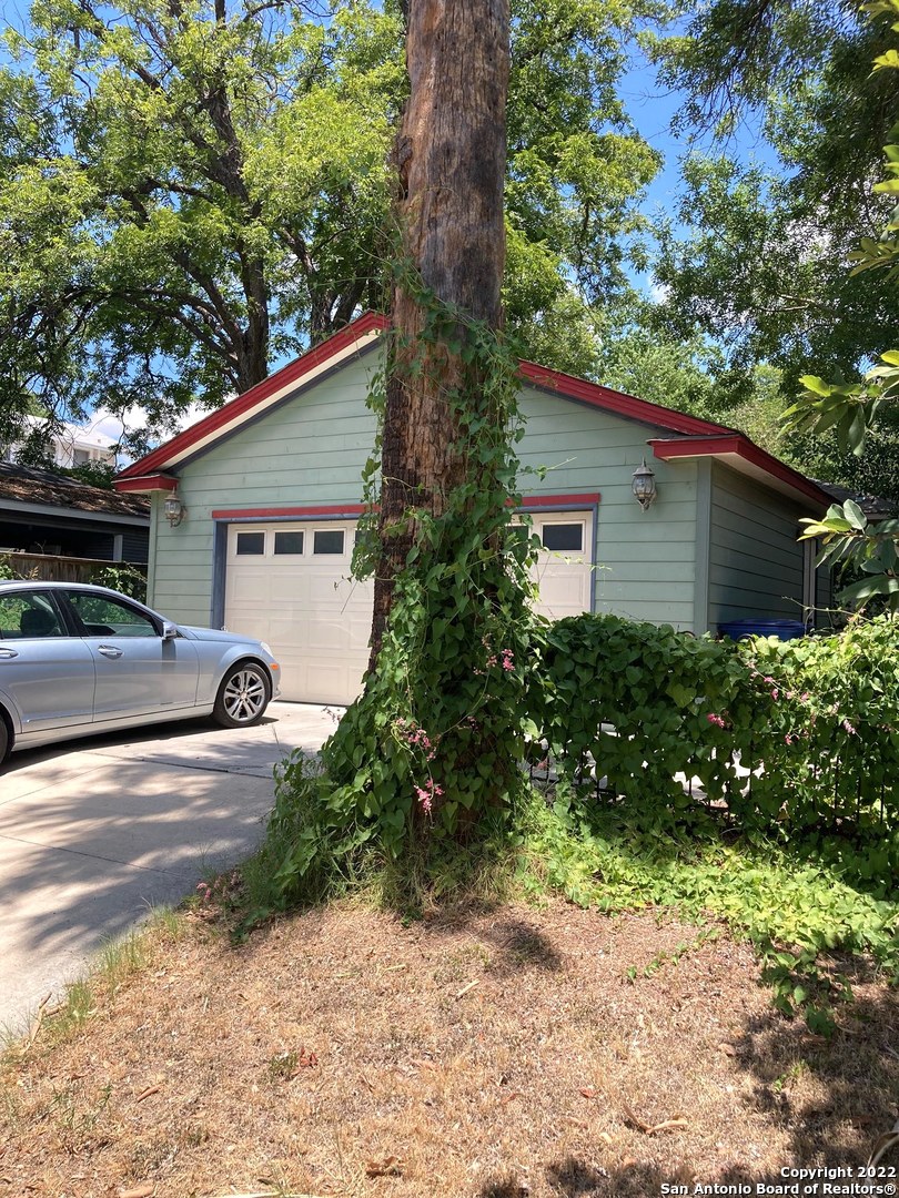 639 W Woodlawn Avenue San Antonio TX 78212
