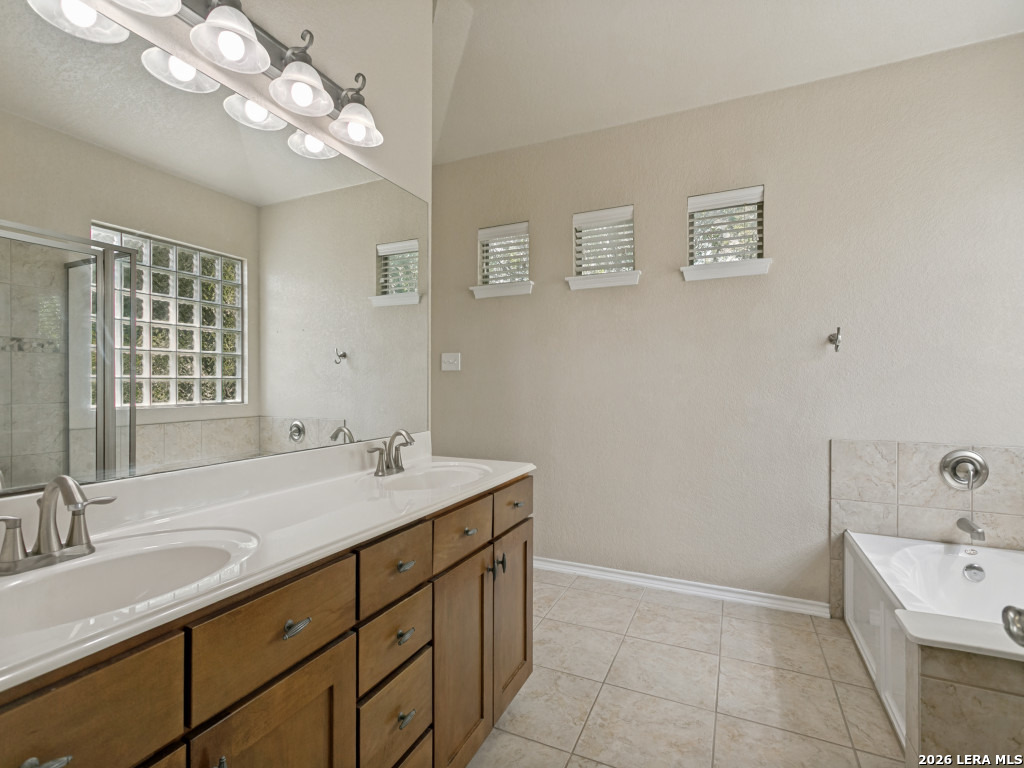 1227 Tweed Willow San Antonio TX 78258