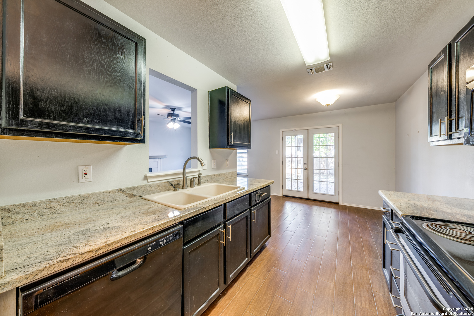 8006 Galaway Bay San Antonio TX 78240
