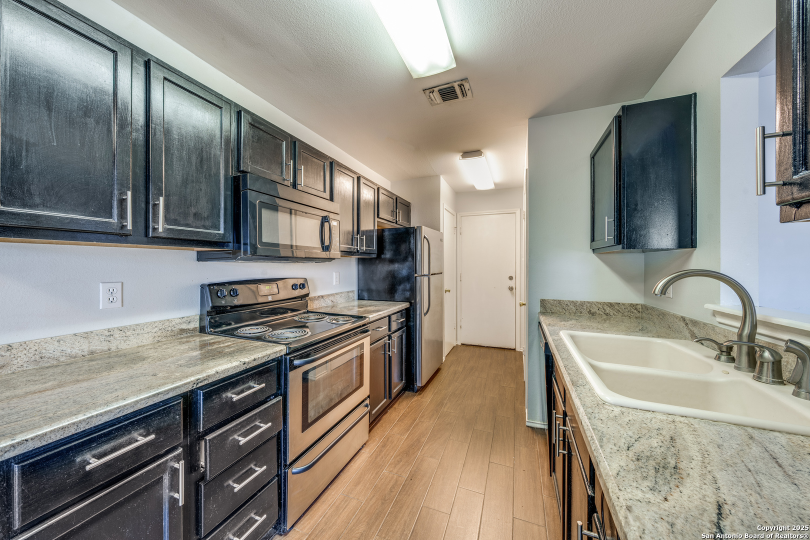 8006 Galaway Bay San Antonio TX 78240