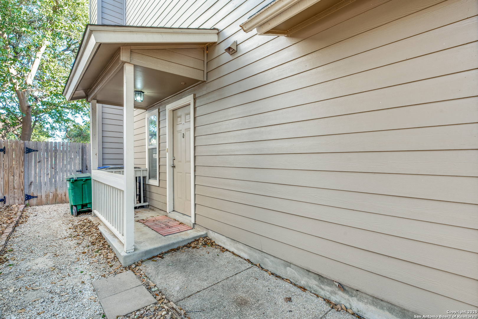 8006 Galaway Bay San Antonio TX 78240
