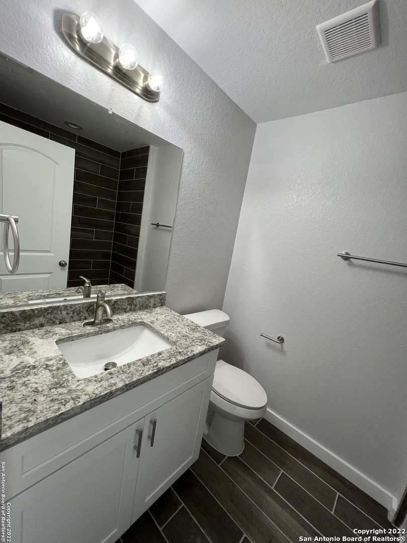 322 Vine Street San Antonio TX 78210