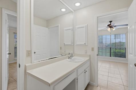 2255 Thousand Oaks Drive San Antonio TX 78232