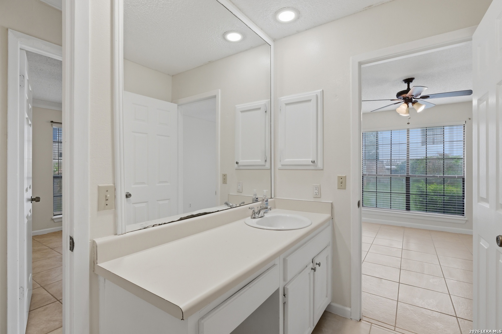 2255 Thousand Oaks Drive San Antonio TX 78232