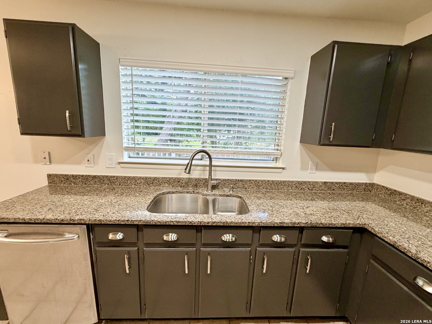 7806 Green Bluff San Antonio TX 78240