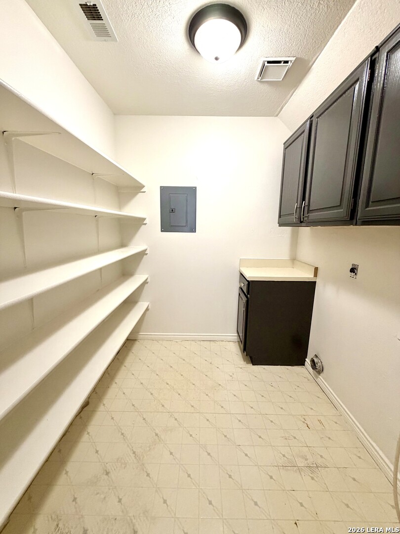 7806 Green Bluff San Antonio TX 78240