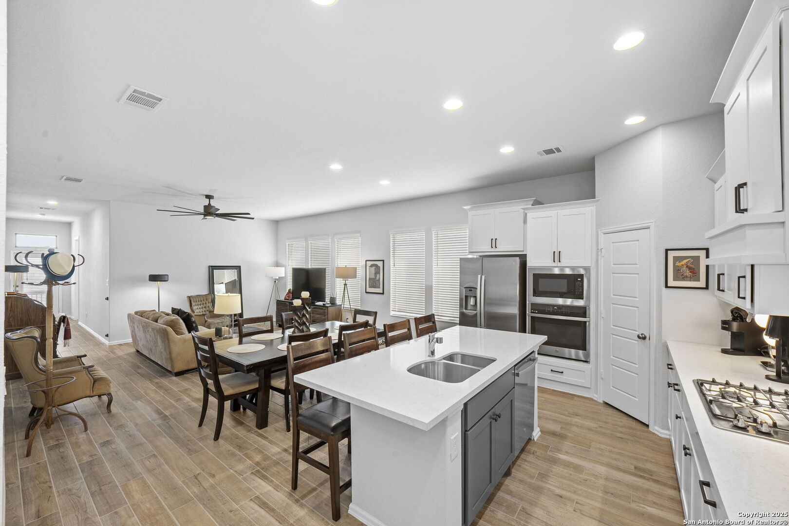 2410 Oxford Ridge San Antonio TX 78245