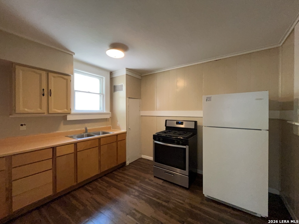 413 E Courtland Place San Antonio TX 78212