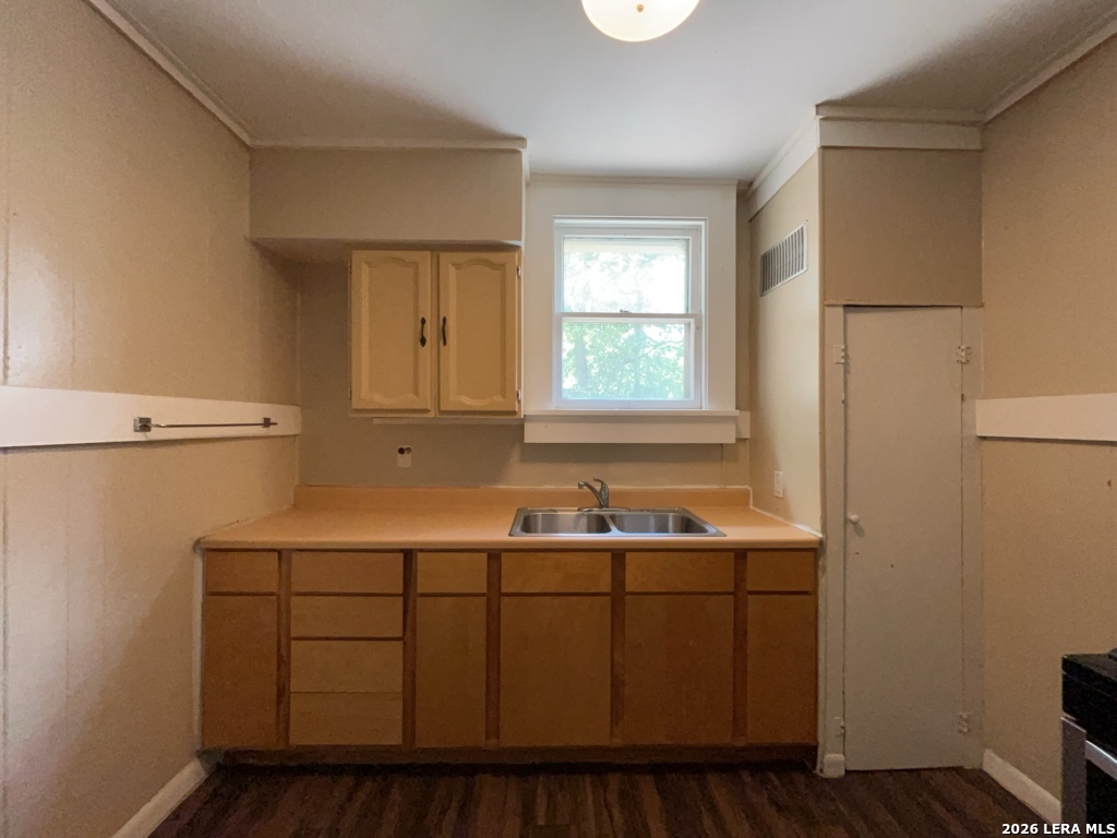 413 E Courtland Place San Antonio TX 78212