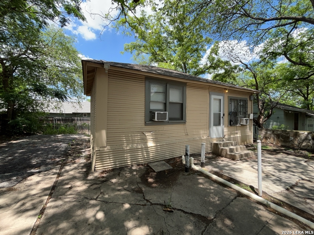 413 E Courtland Place San Antonio TX 78212