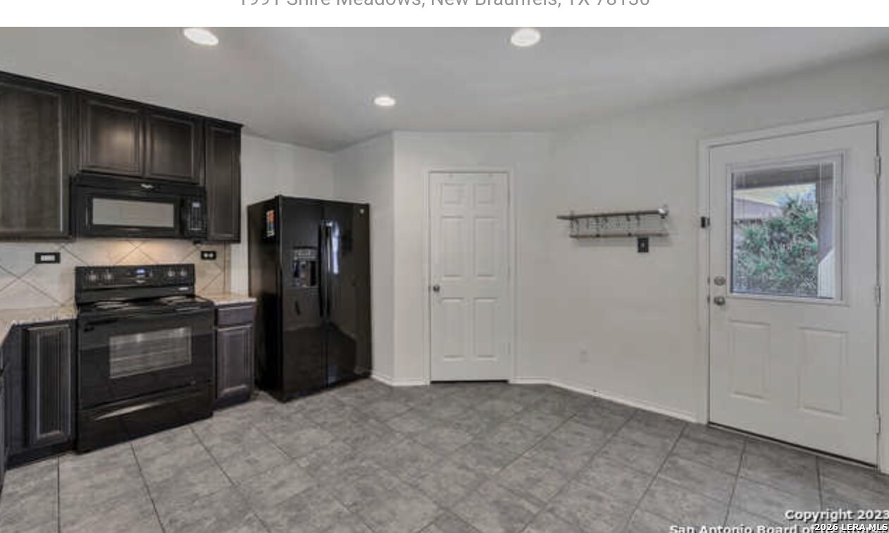 1991 Shire Meadows New Braunfels TX 78130