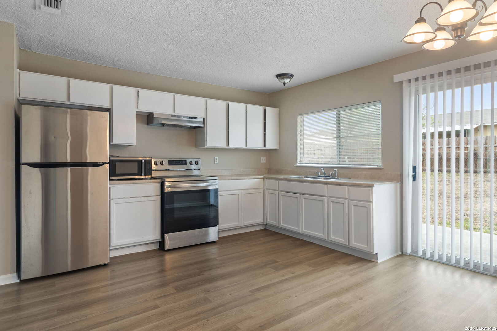 8219 Glen Lark San Antonio TX 78239