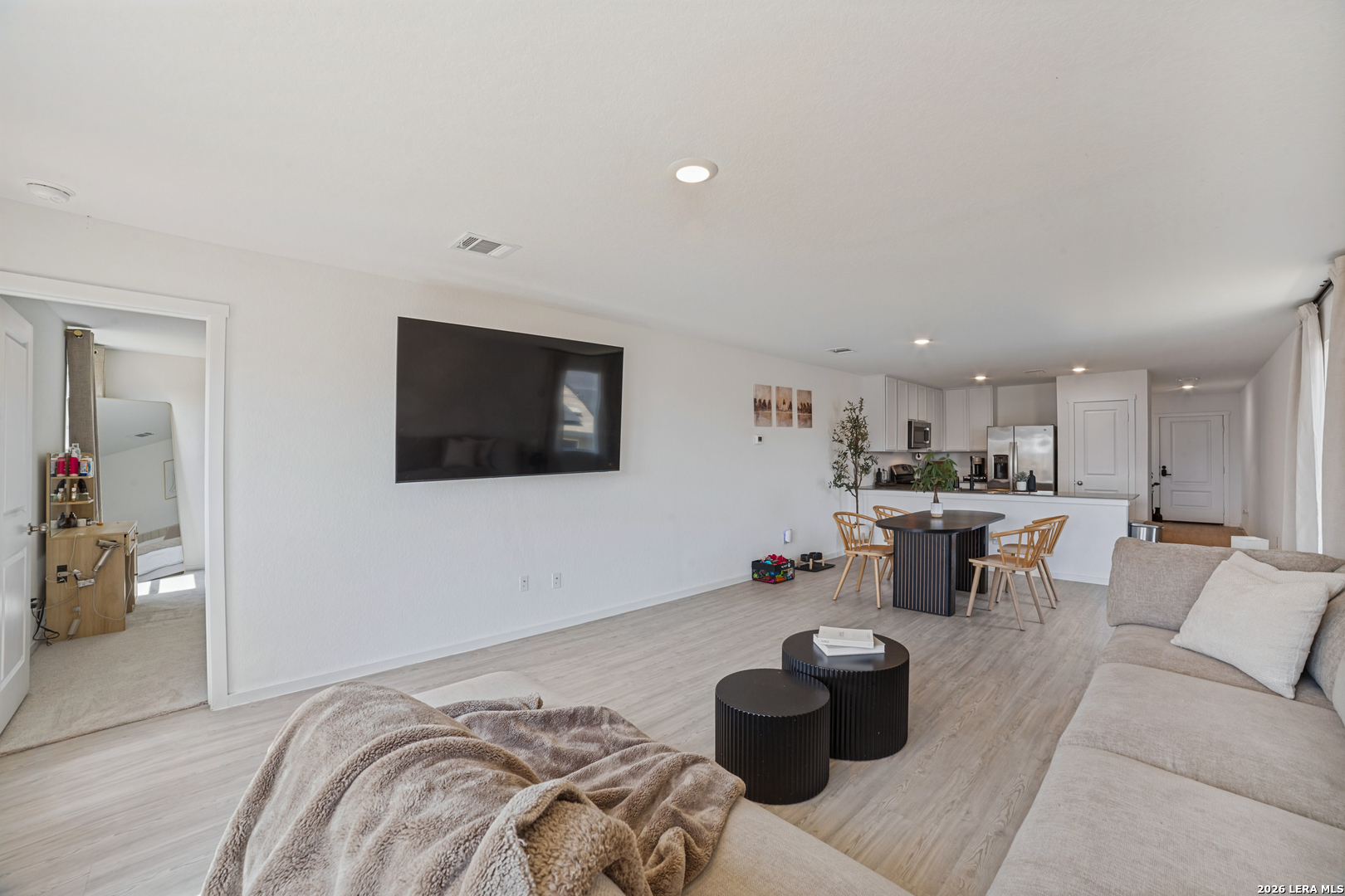 14246 Enfield Falls San Antonio TX 78245
