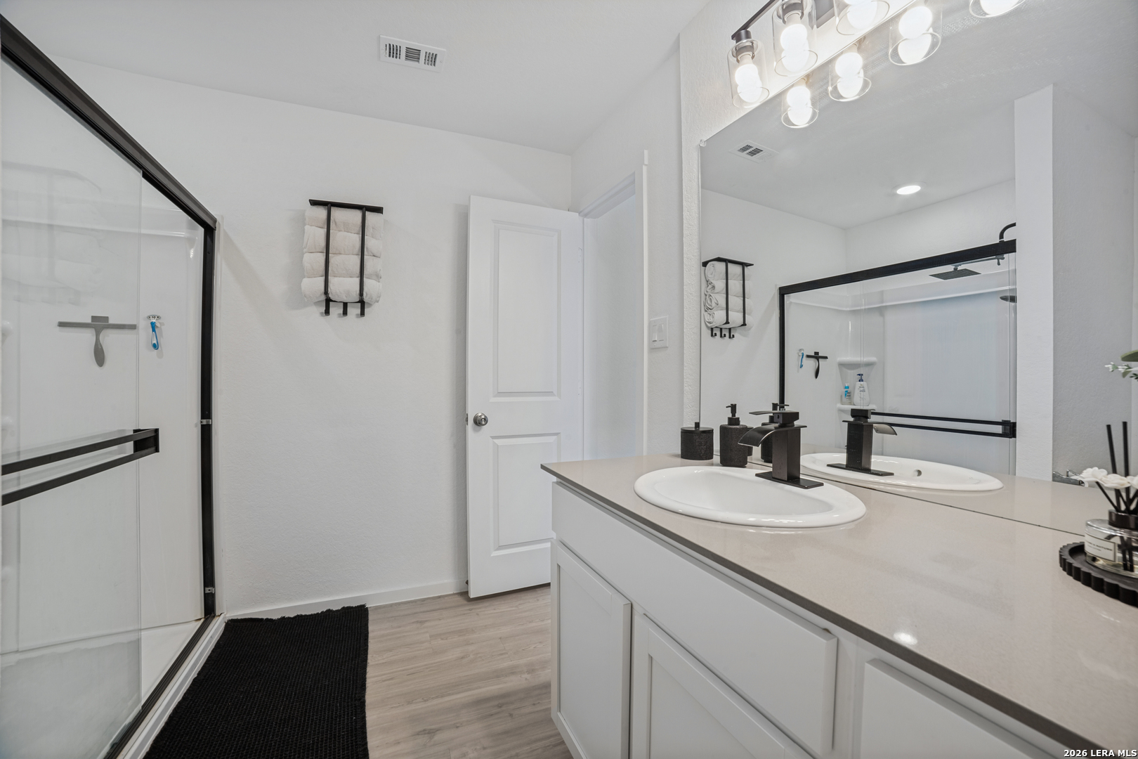 14246 Enfield Falls San Antonio TX 78245