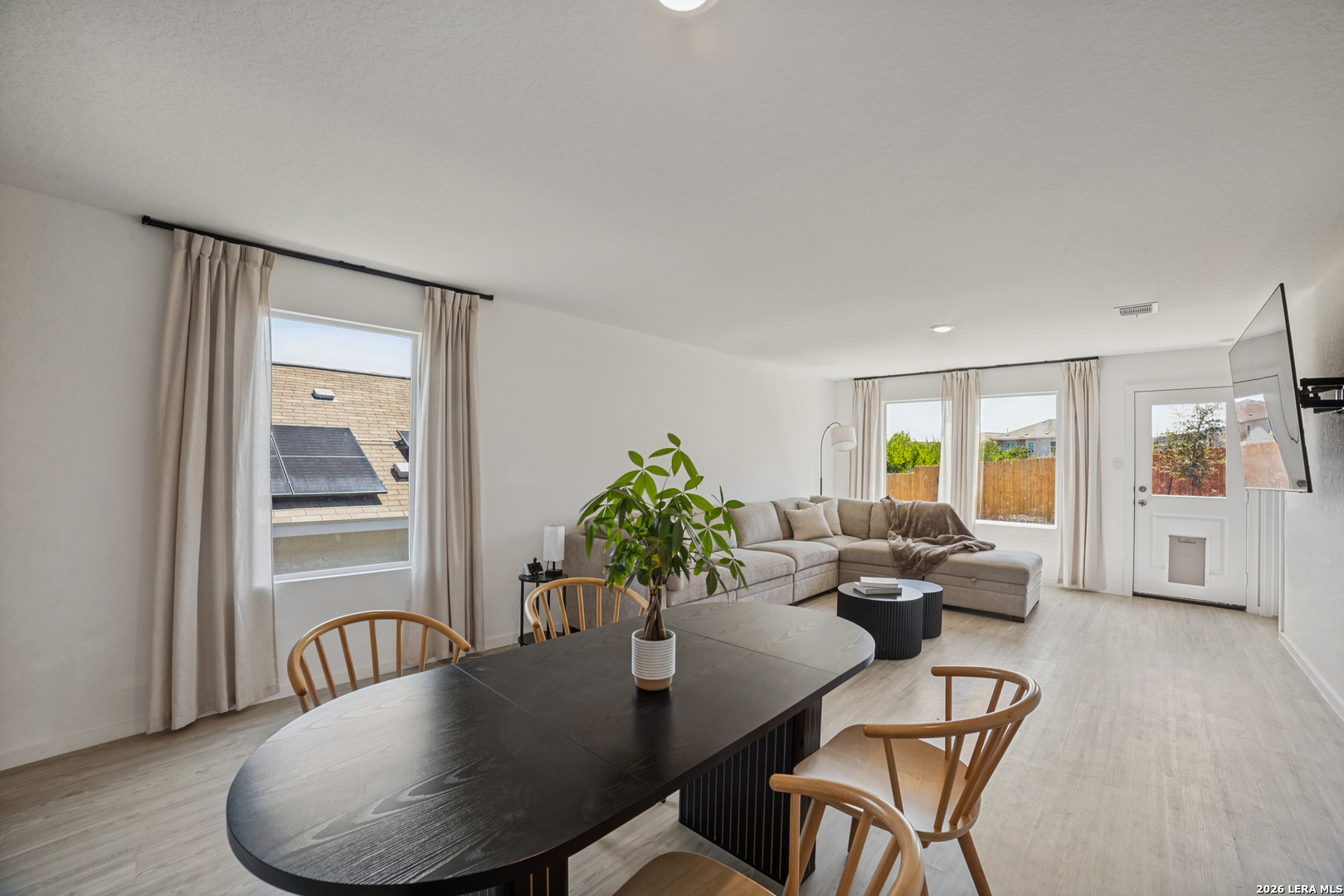 14246 Enfield Falls San Antonio TX 78245