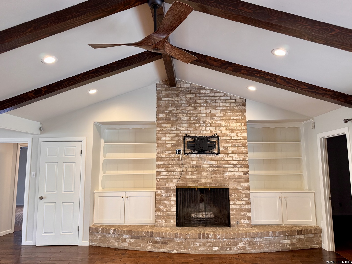 131 Canyon Oaks Drive Hollywood Park TX 78232