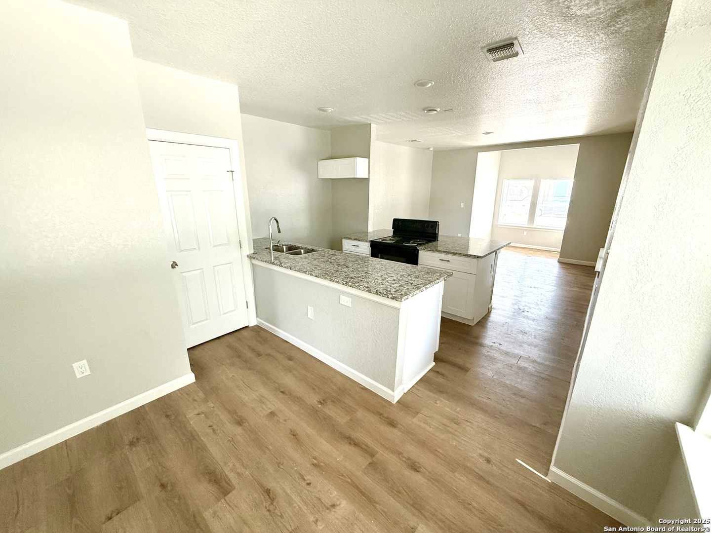 2422 W Commerce San Antonio TX 78207