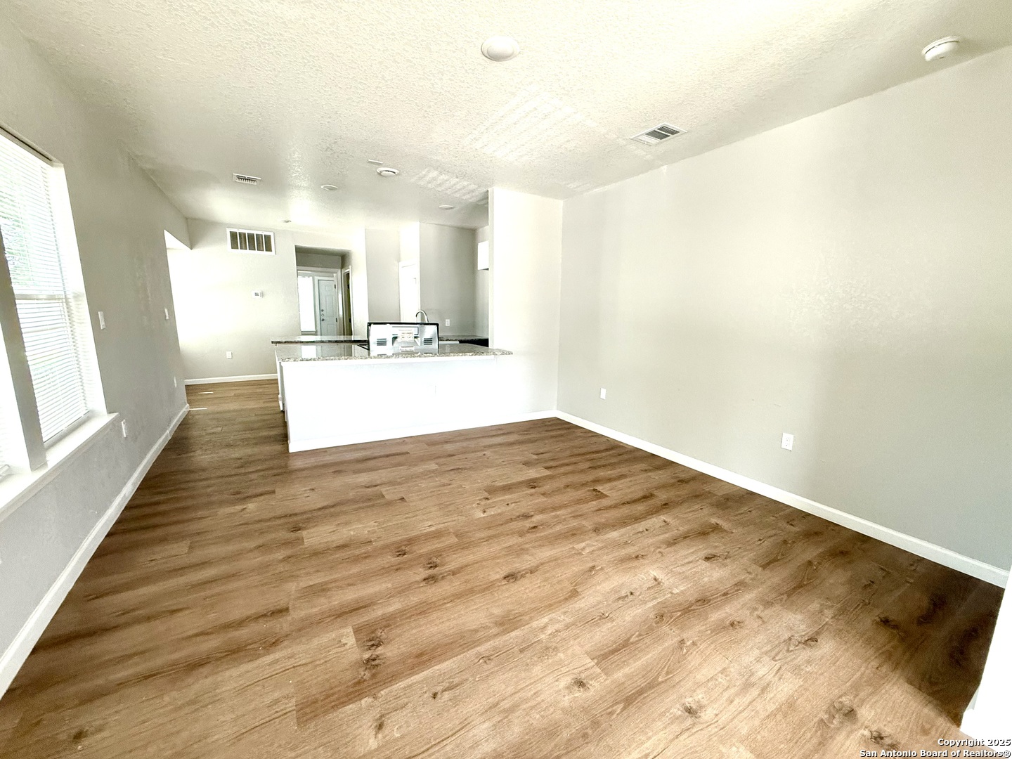 2422 W Commerce San Antonio TX 78207