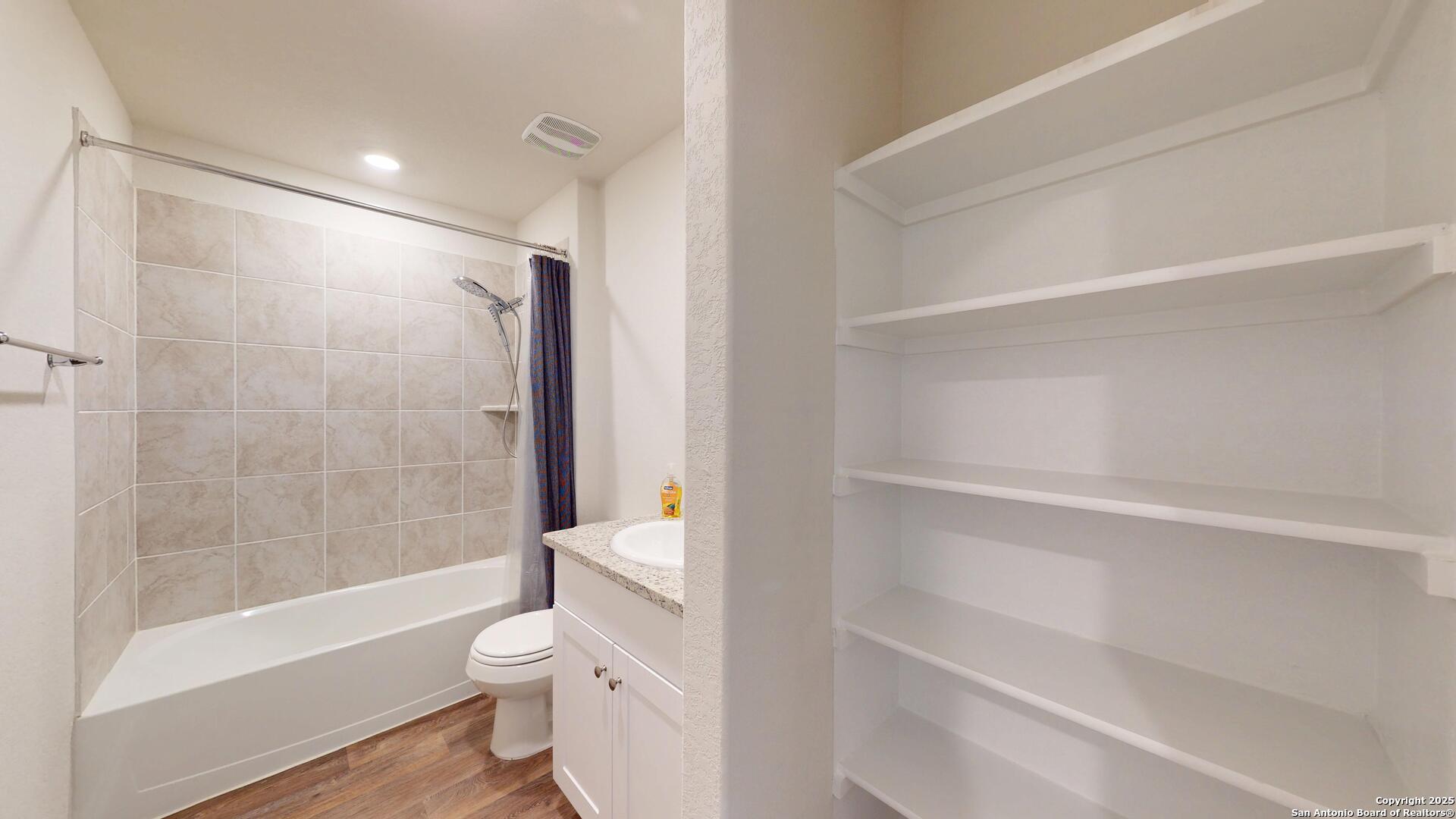 6556 Embankment San Antonio TX 78252