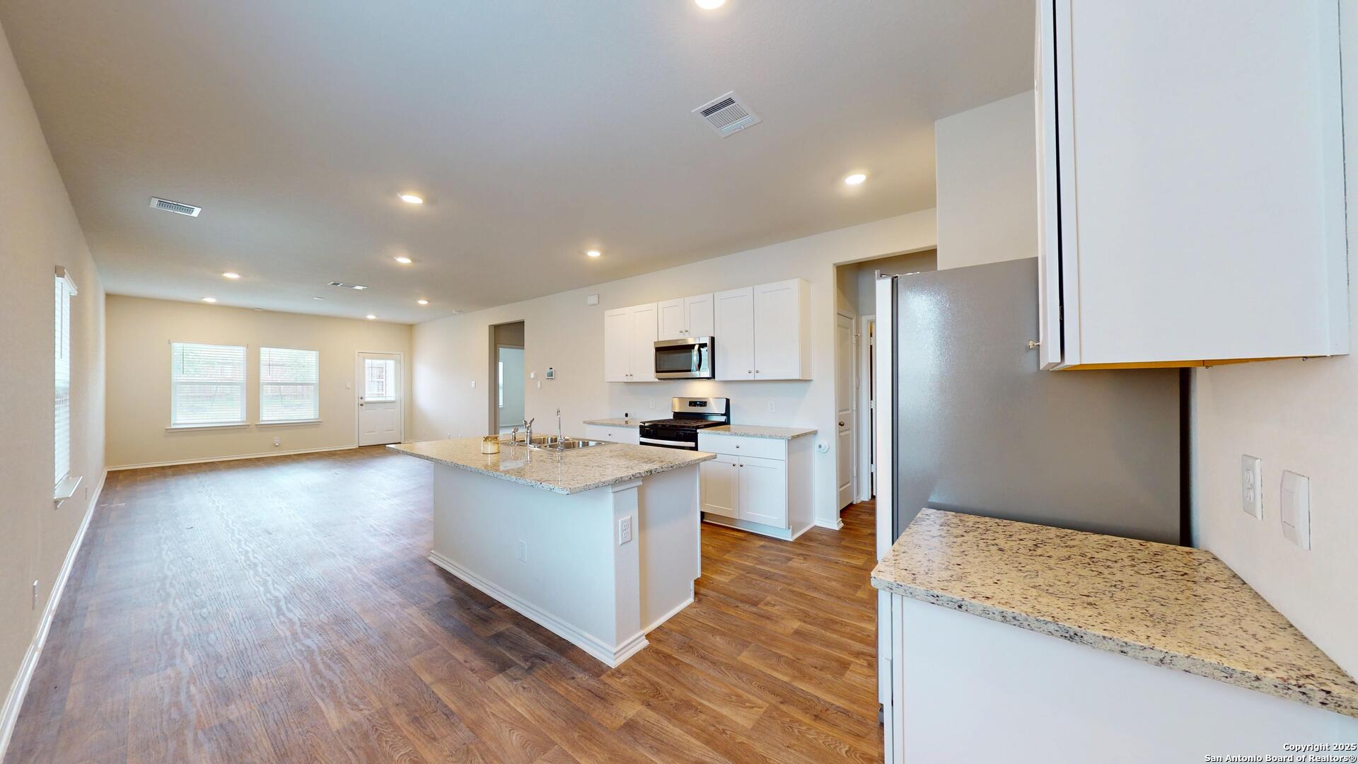 6556 Embankment San Antonio TX 78252