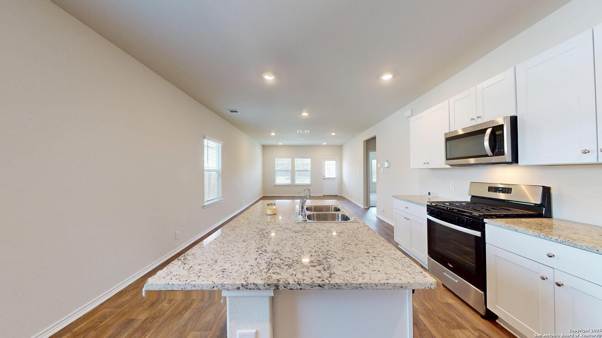 6556 Embankment San Antonio TX 78252