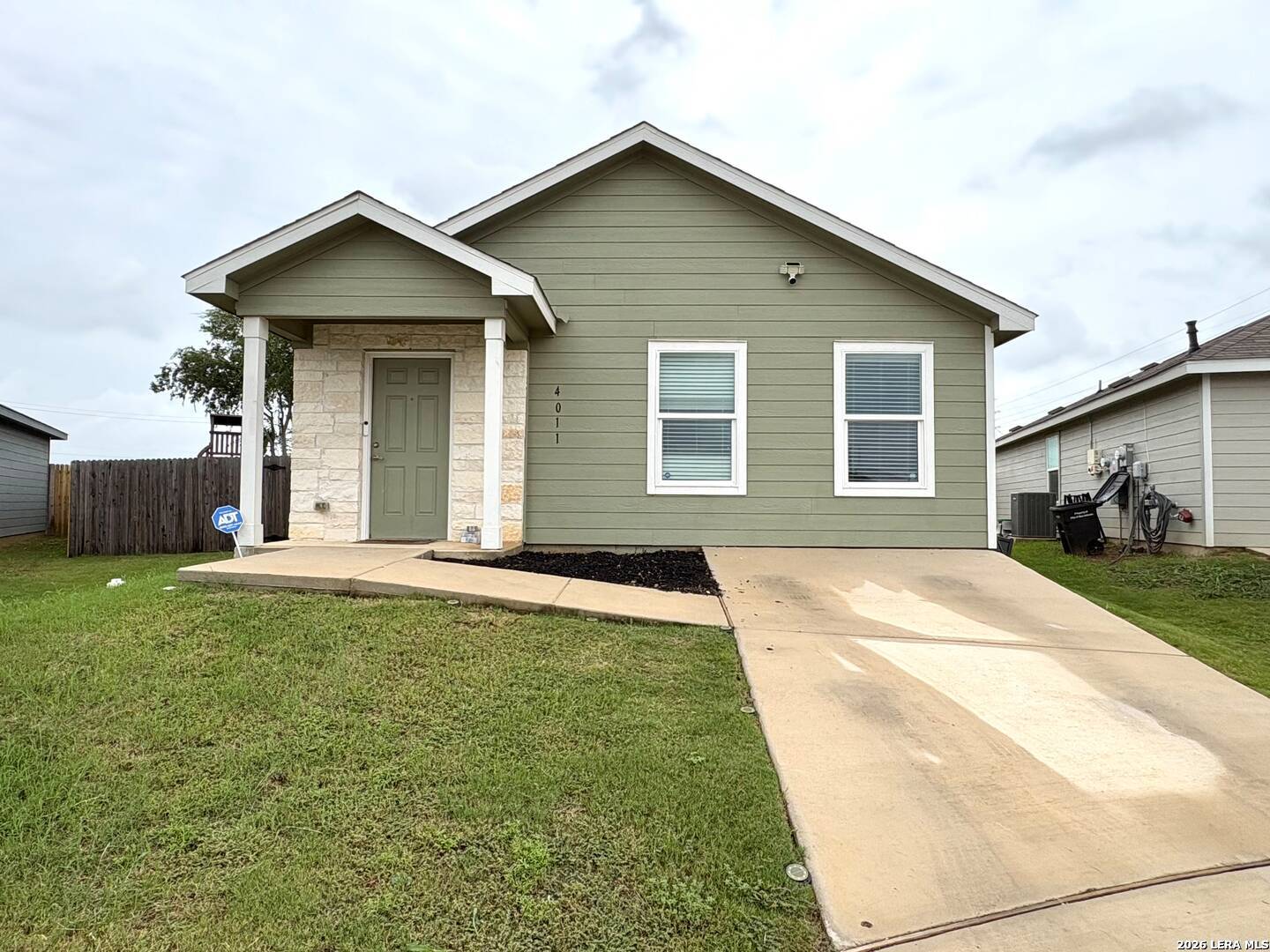 4011 Imogene Ivy San Antonio TX 78211