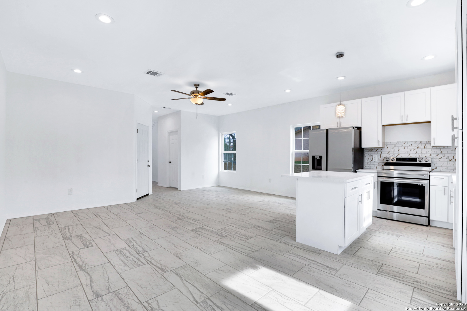 874 E Sunshine Drive San Antonio TX 78228