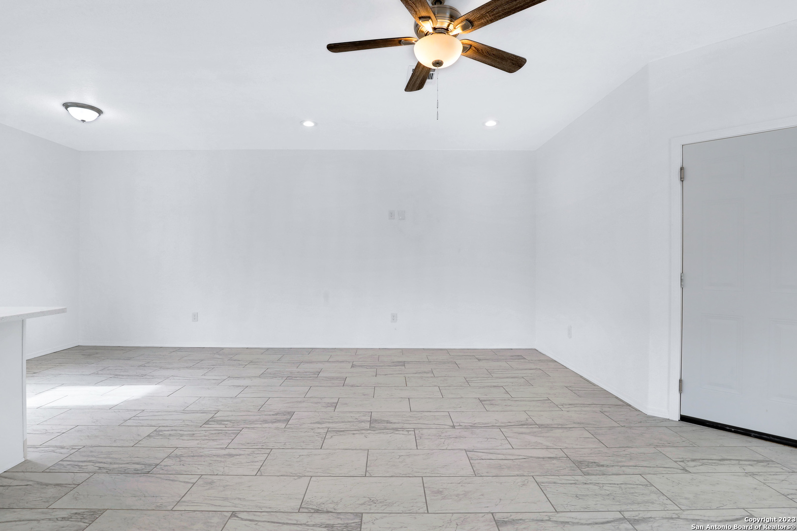 874 E Sunshine Drive San Antonio TX 78228