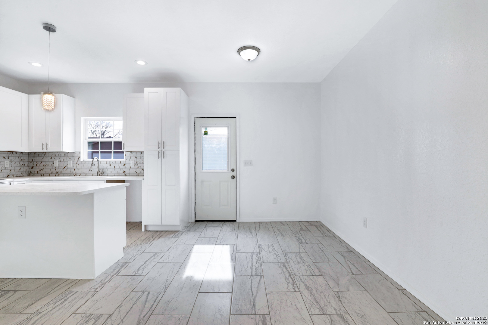 874 E Sunshine Drive San Antonio TX 78228