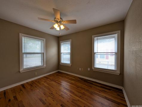1185 W Mill Street New Braunfels TX 78130
