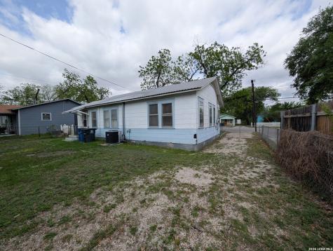 1185 W Mill Street New Braunfels TX 78130