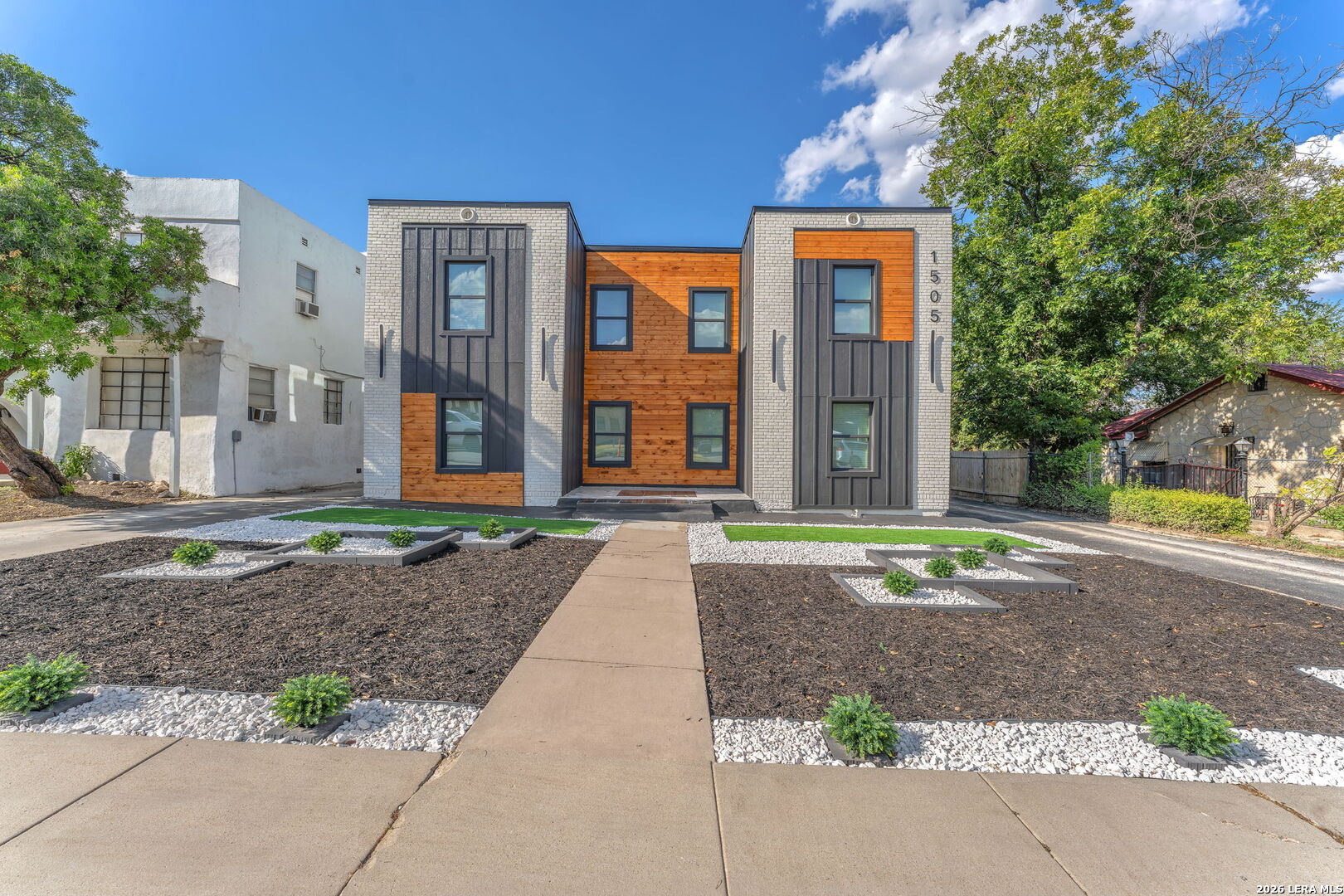 1505 W Woodlawn Avenue San Antonio TX 78201