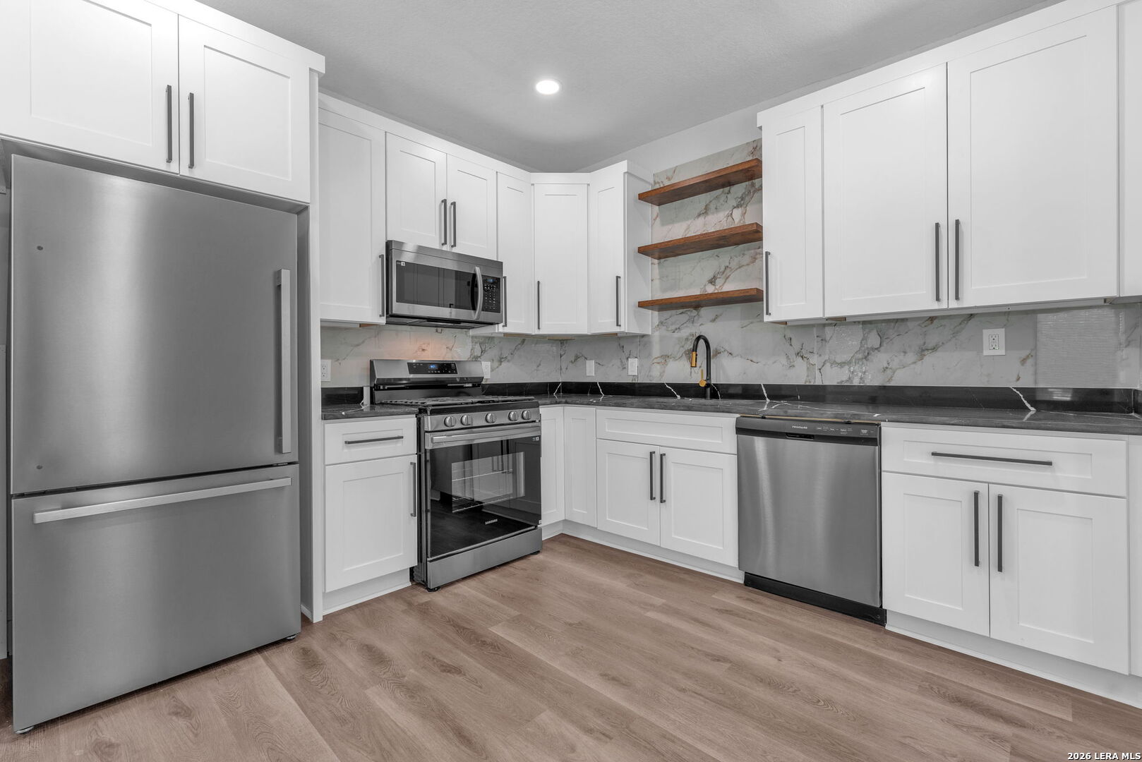1505 W Woodlawn Avenue San Antonio TX 78201