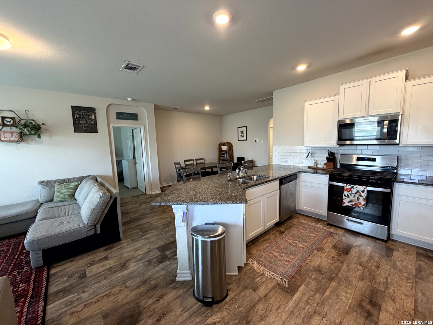 6811 Whisper Grove San Antonio TX 78252