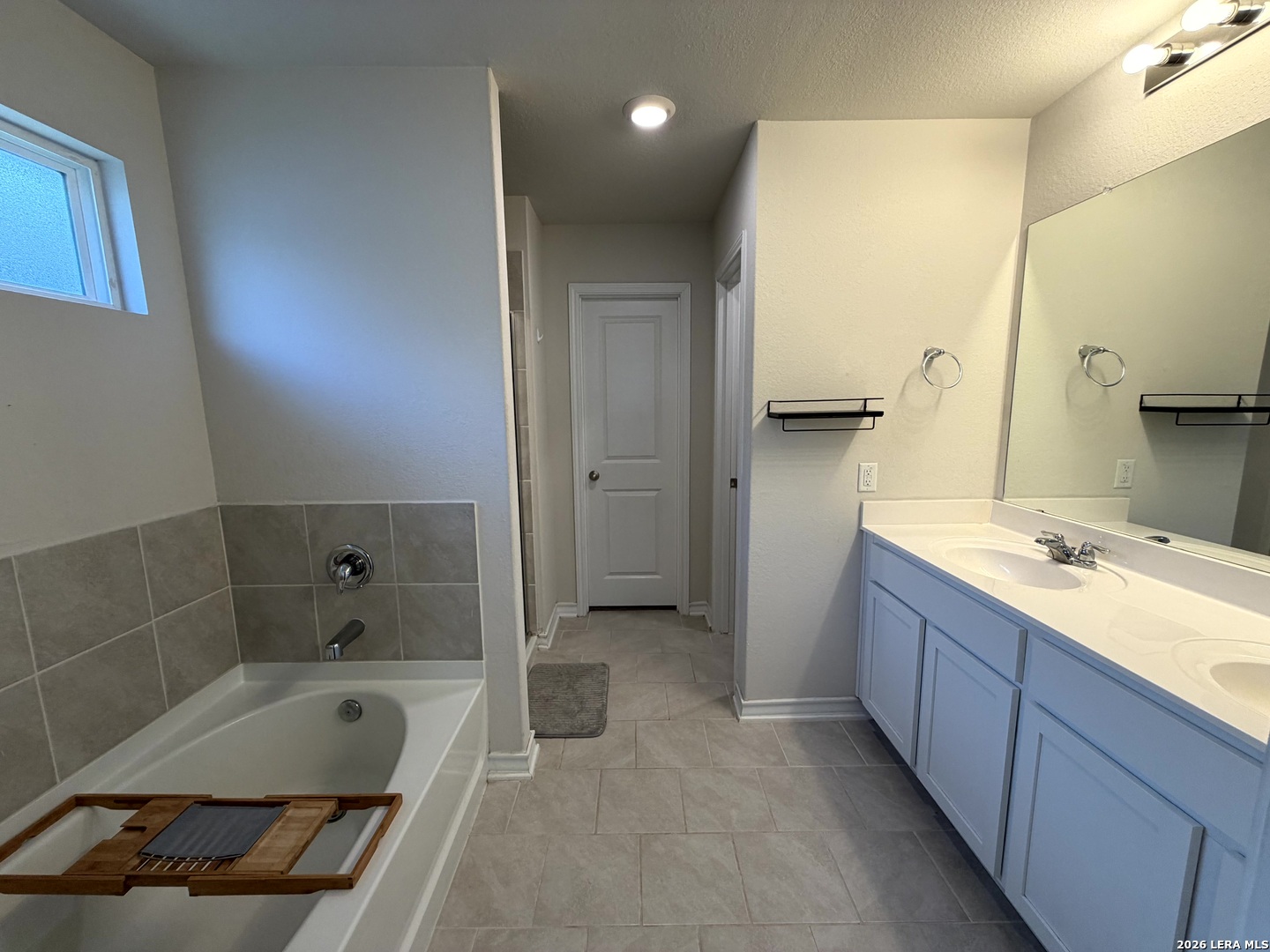 6811 Whisper Grove San Antonio TX 78252
