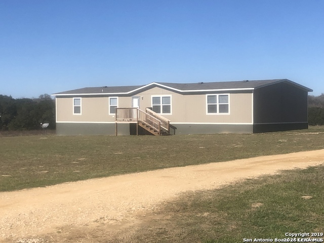 208 View La Vernia TX 78121