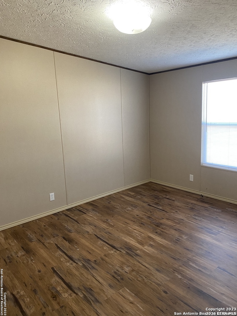 208 View La Vernia TX 78121