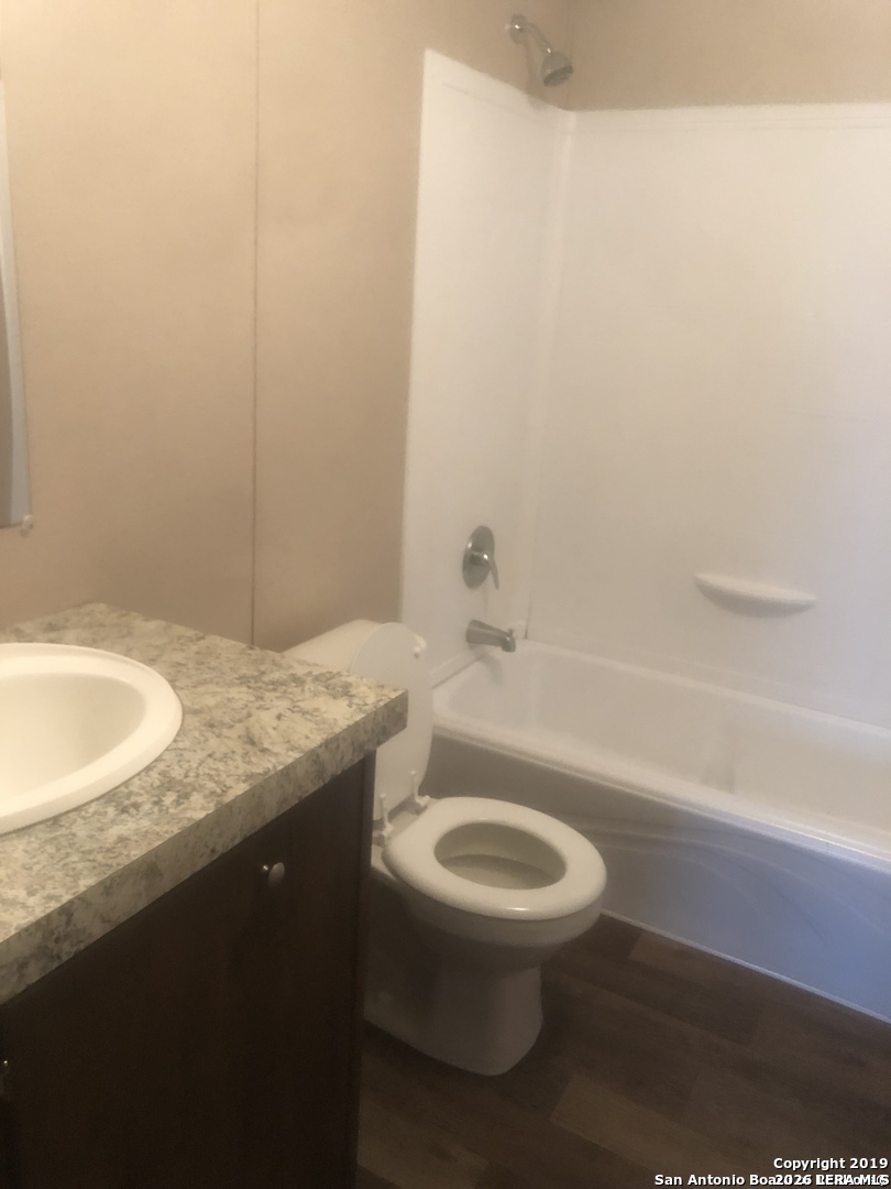 208 View La Vernia TX 78121
