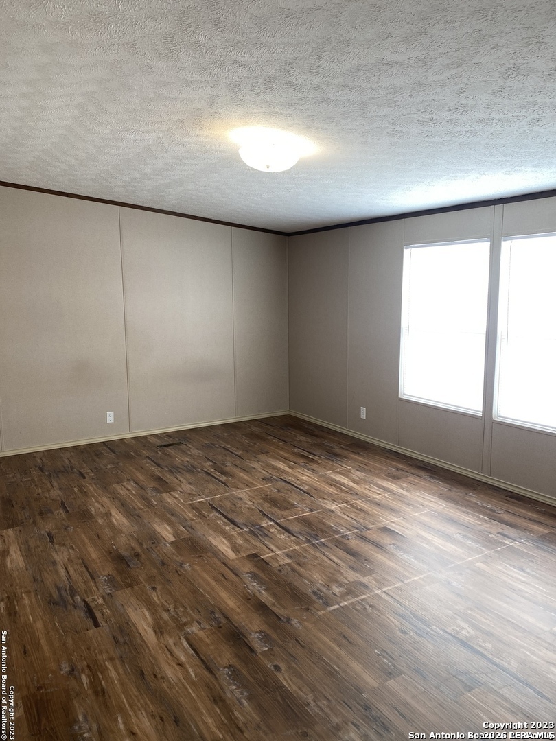208 View La Vernia TX 78121