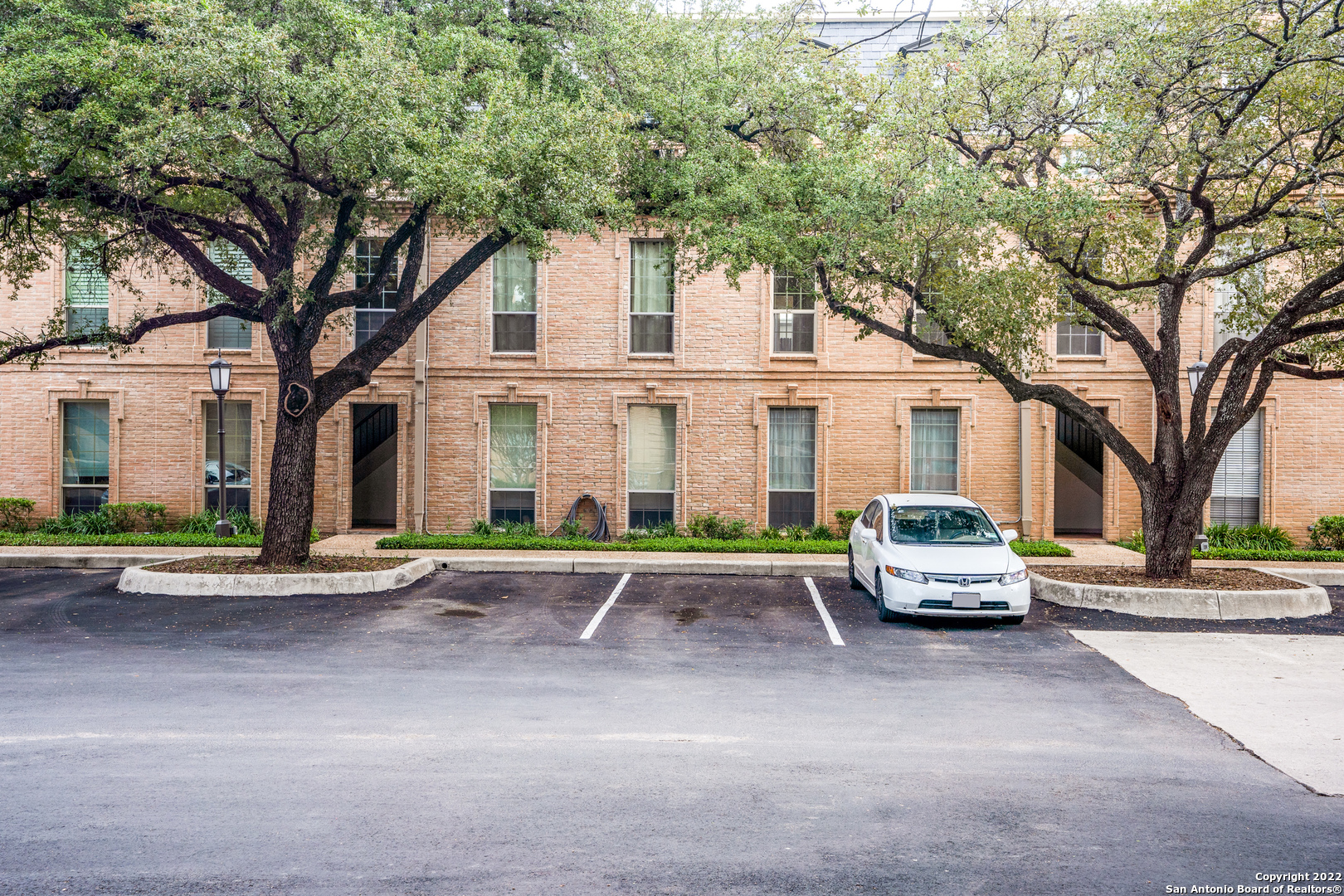 7711 Broadway San Antonio TX 78209