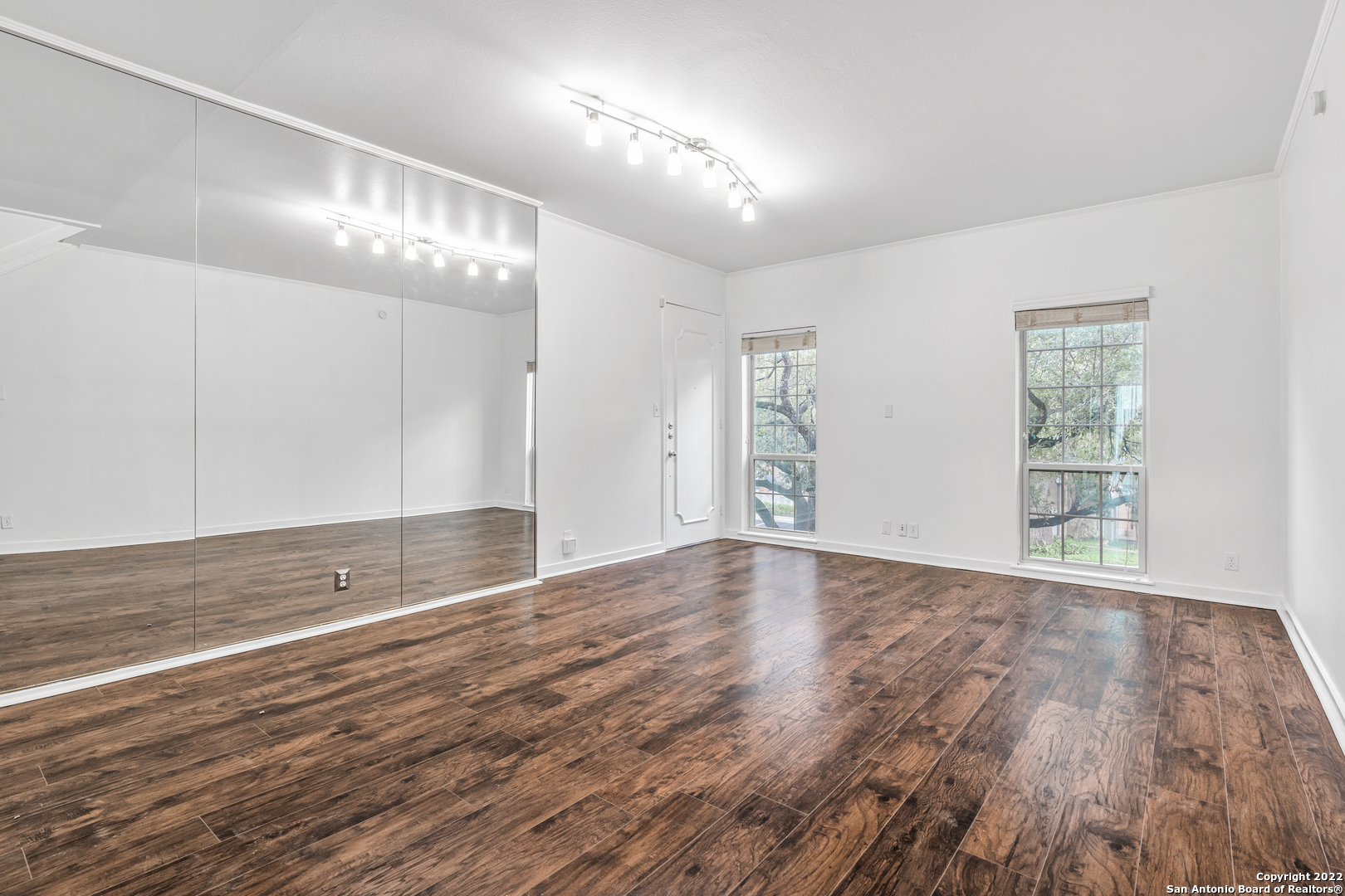 7711 Broadway San Antonio TX 78209